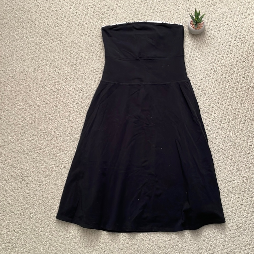 Lululemon beat the heat black white floral bird dress